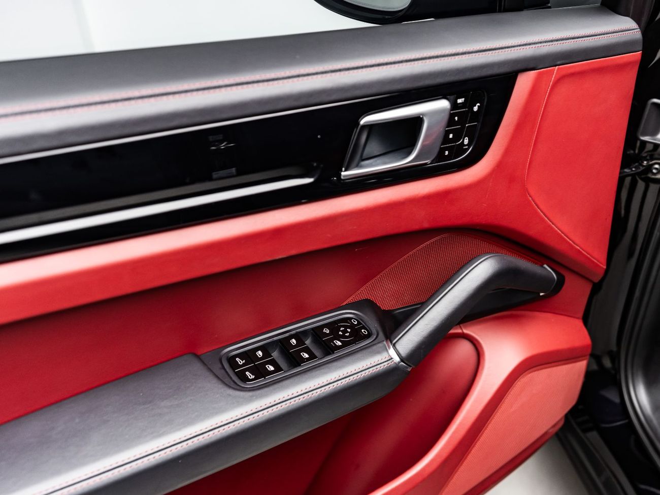 بورش كايان Std 3.0L (340 HP)