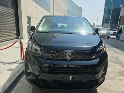 بيجو ترافلر VIP 7 SEATER