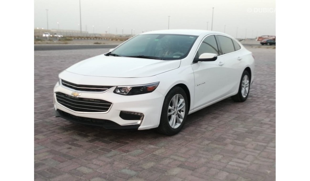 Chevrolet Malibu Chevrolet Malibu LT model 2018 in excellent condition inside and out, with a little walkway, and a w