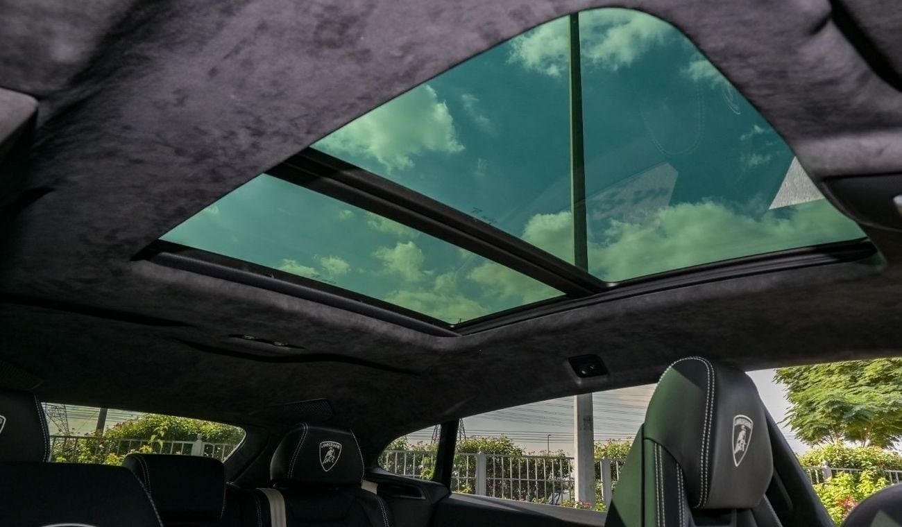 Lamborghini Urus Lamborghini Urus S | Carbon Interior | Fully Loaded | 2024 Brand New