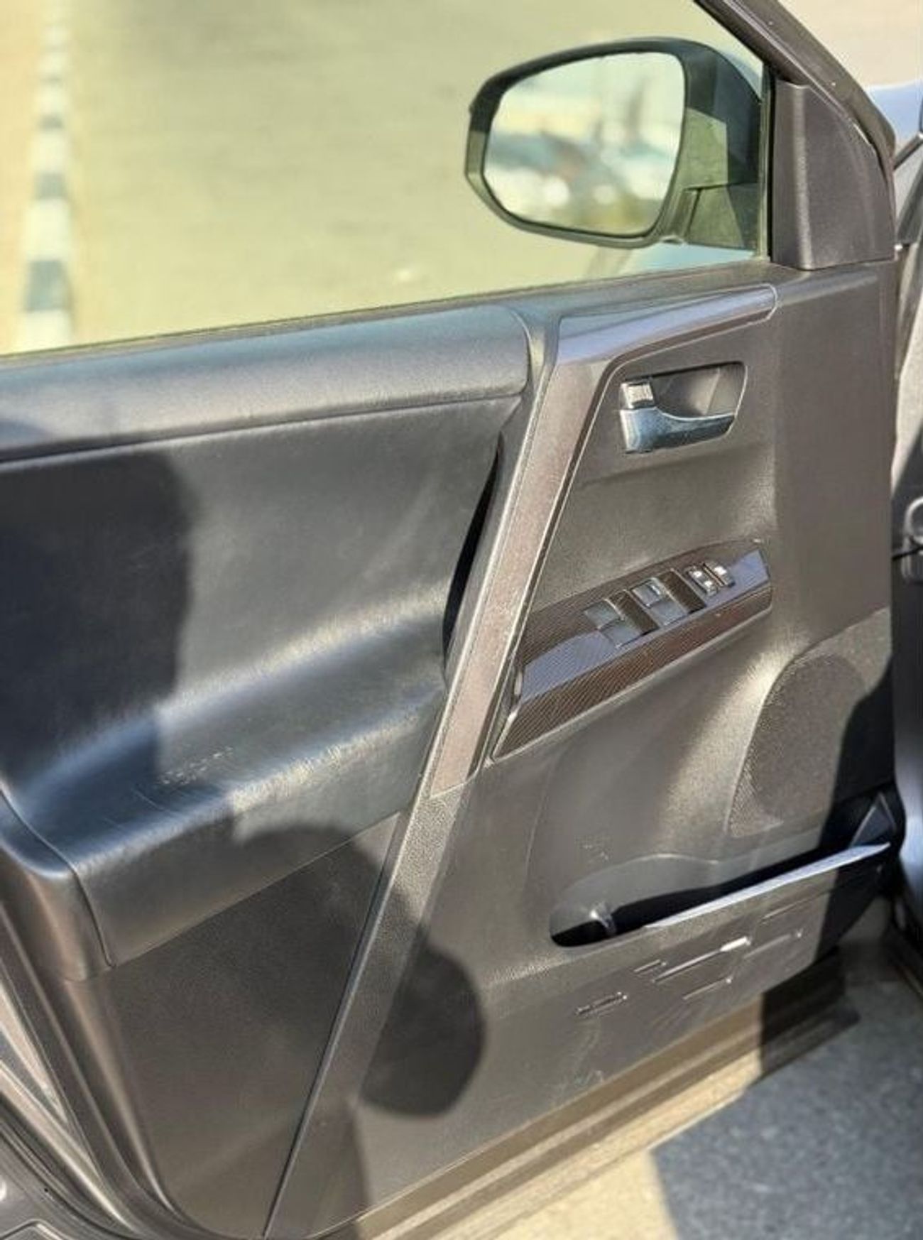 Toyota RAV4 Hybrid TOYOTA RAV4 SE Full Option