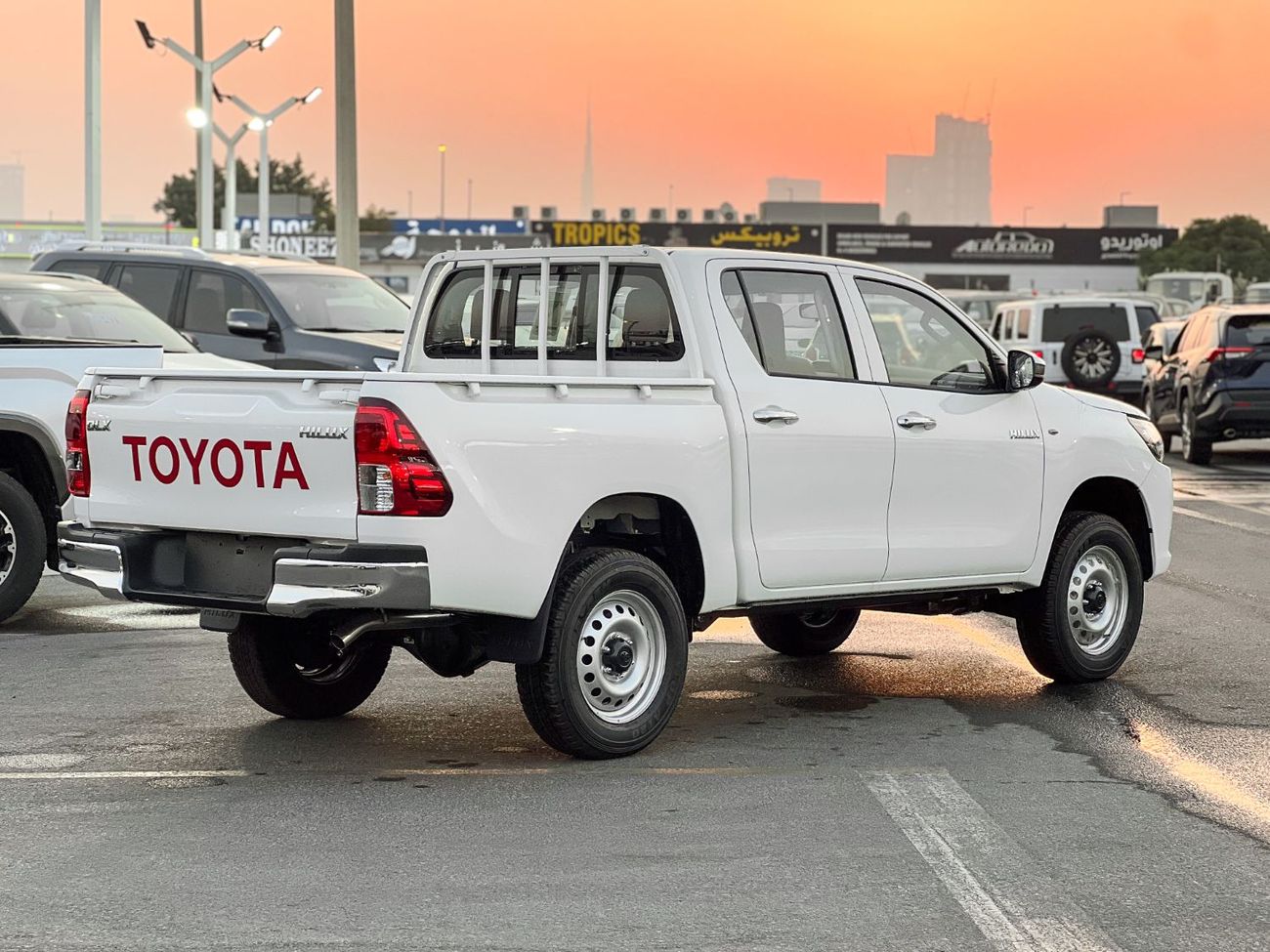 Toyota Hilux EXPORT ONLY - TOYOTA HILUX DLX-E DSL 2.4L (MANUAL WINDOWS)