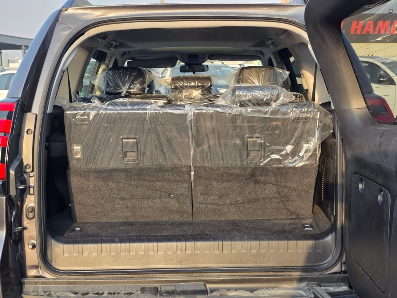 Toyota Prado 2019 4WD AT DIESEL = RIGHT HAND