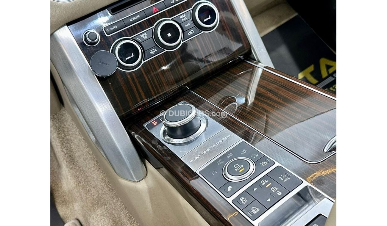 Land Rover Range Rover 2016 Range Rover Vogue HSE V8, Warranty, Service History, Excellent Condition, GCC