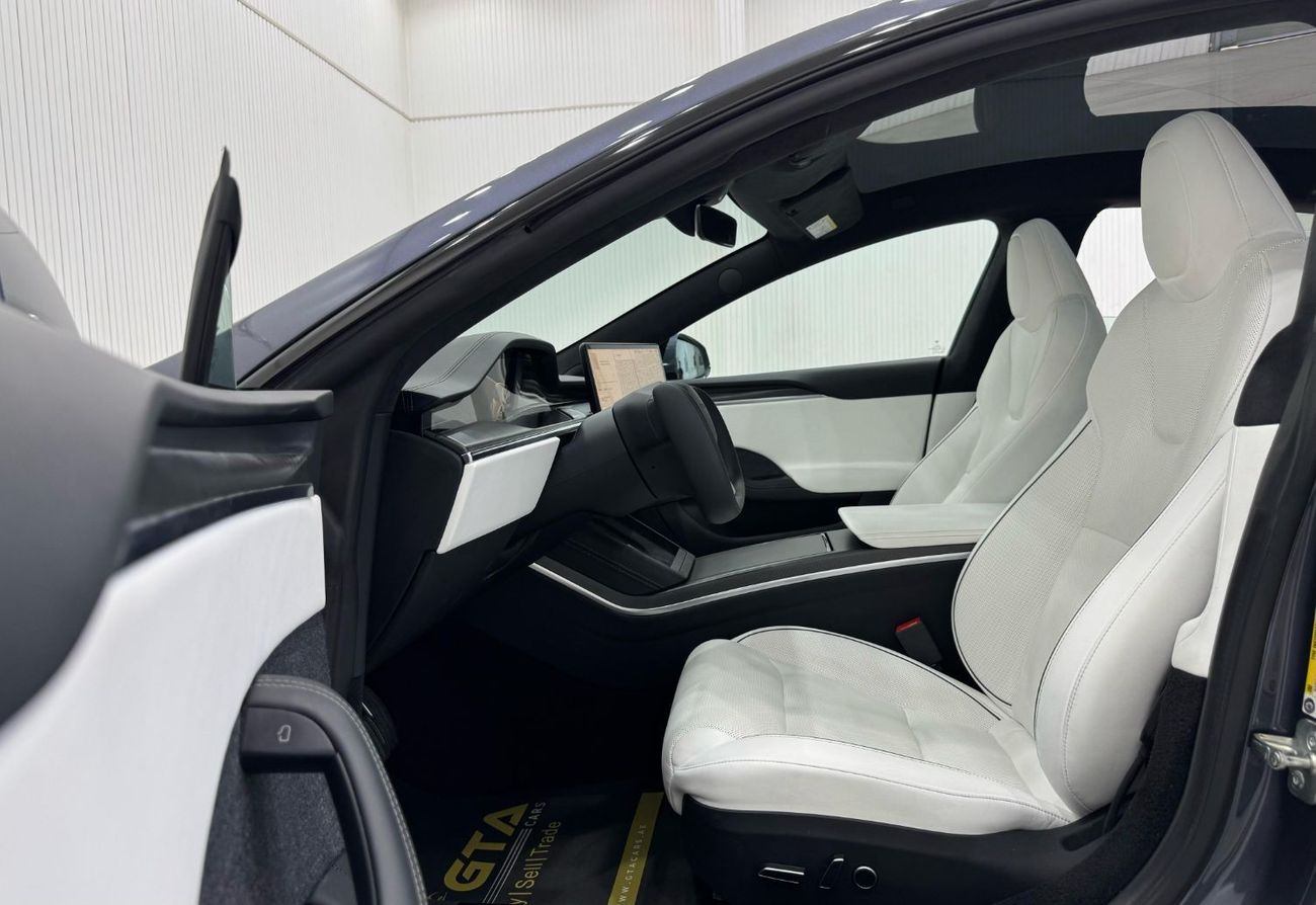 تسلا Model S Plaid (AWD) 2023 Tesla Model S Plaid, 2027 Tesla Warranty, 2031 Tesla Battery Warranty, Low Kms, GCC