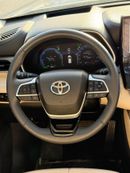 تويوتا هايلاندر Hybrid Platinum 2.5L // panoramic, 360 Camera // head up display full option 2024