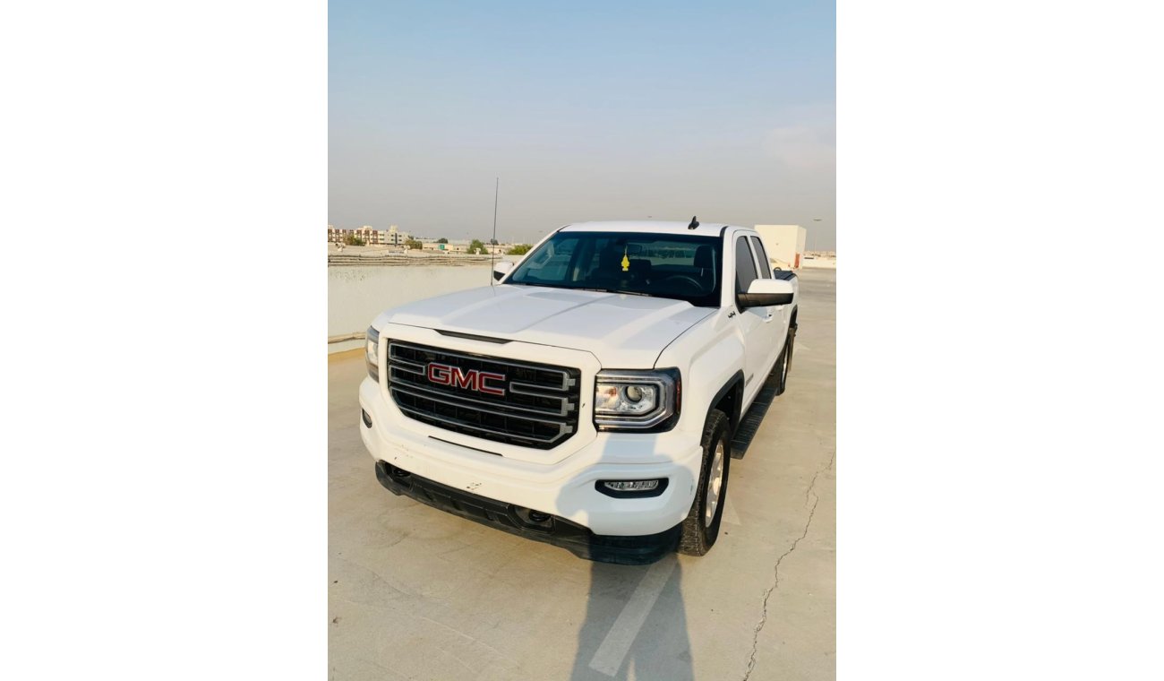 GMC Sierra Full option clean car