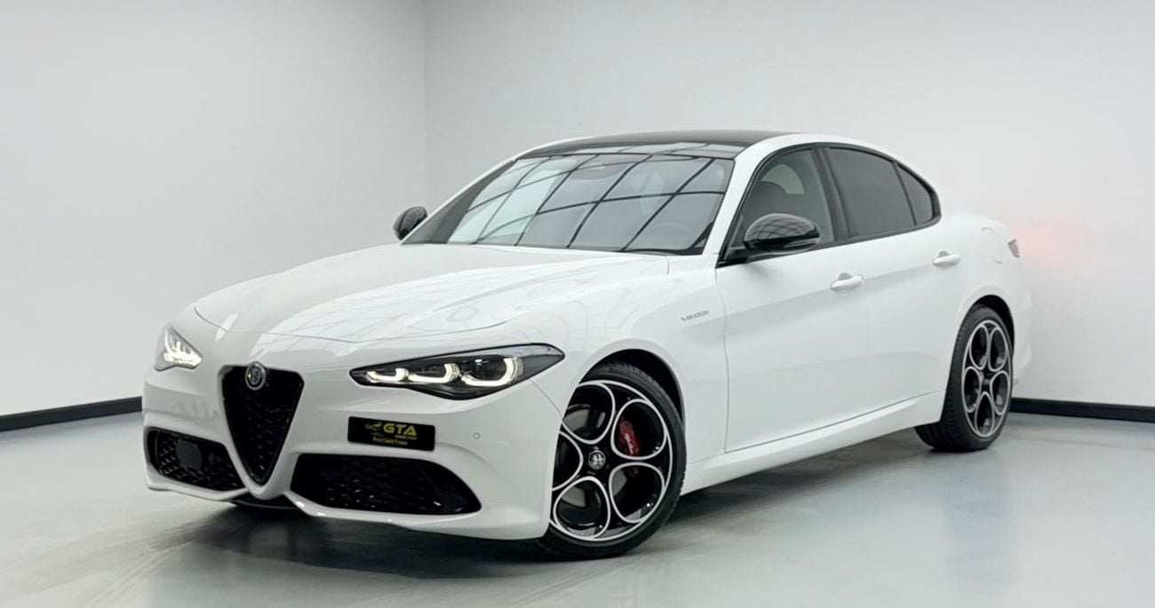 Alfa Romeo Giulia 2025 Alfa Romeo Giulia Veloce Q2, 5 Years Alfa Warranty + Service Pack, Delivery Kms, GCC