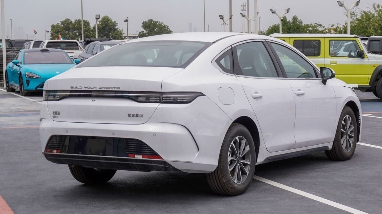 بي واي دي ديسترويار 05 STD (NON GCC) Hybrid