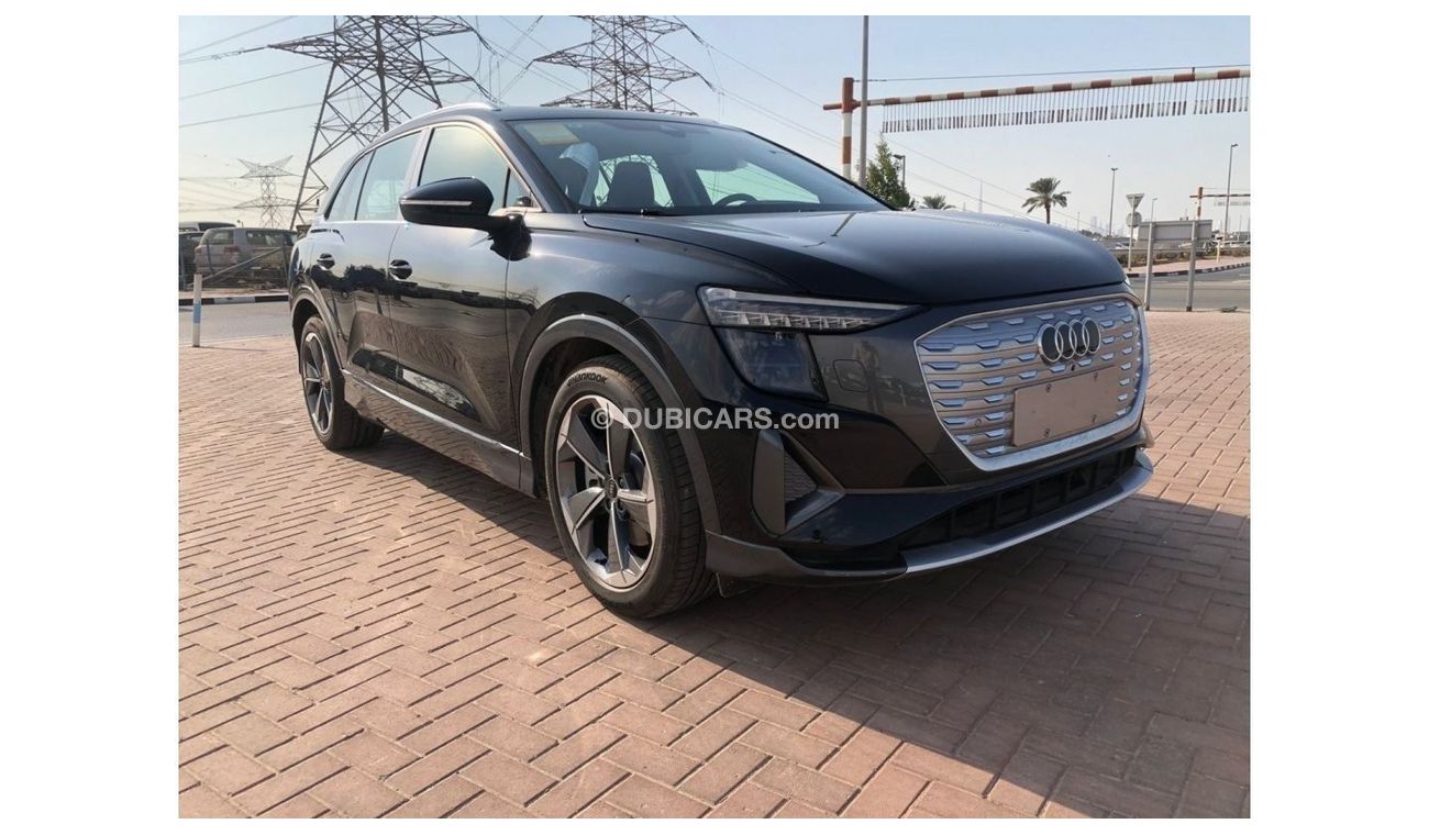 Audi etron AUDI_Q5_E TRON 2022
