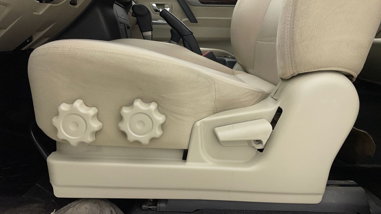 Mitsubishi Pajero GLS BASE 3.5 | Zero Down Payment | Free Home Test Drive