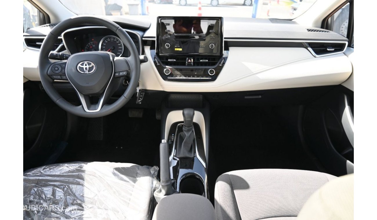 Toyota Corolla Toyota Corolla 1.8L Petrol, Sedan, FWD, 4 Doors, Color White, Model 2022