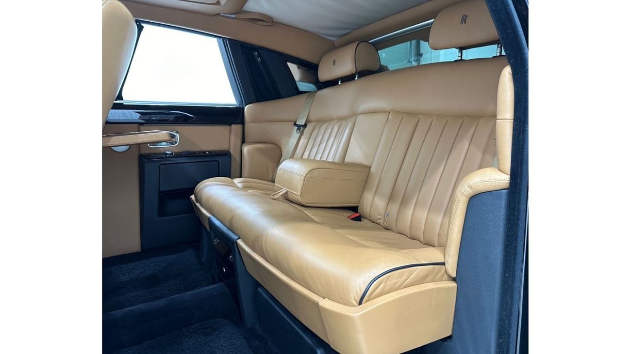 رولز رويس فانتوم Std 2012 Rolls Royce Phantom, Service History, Full Options, Low Kms, GCC