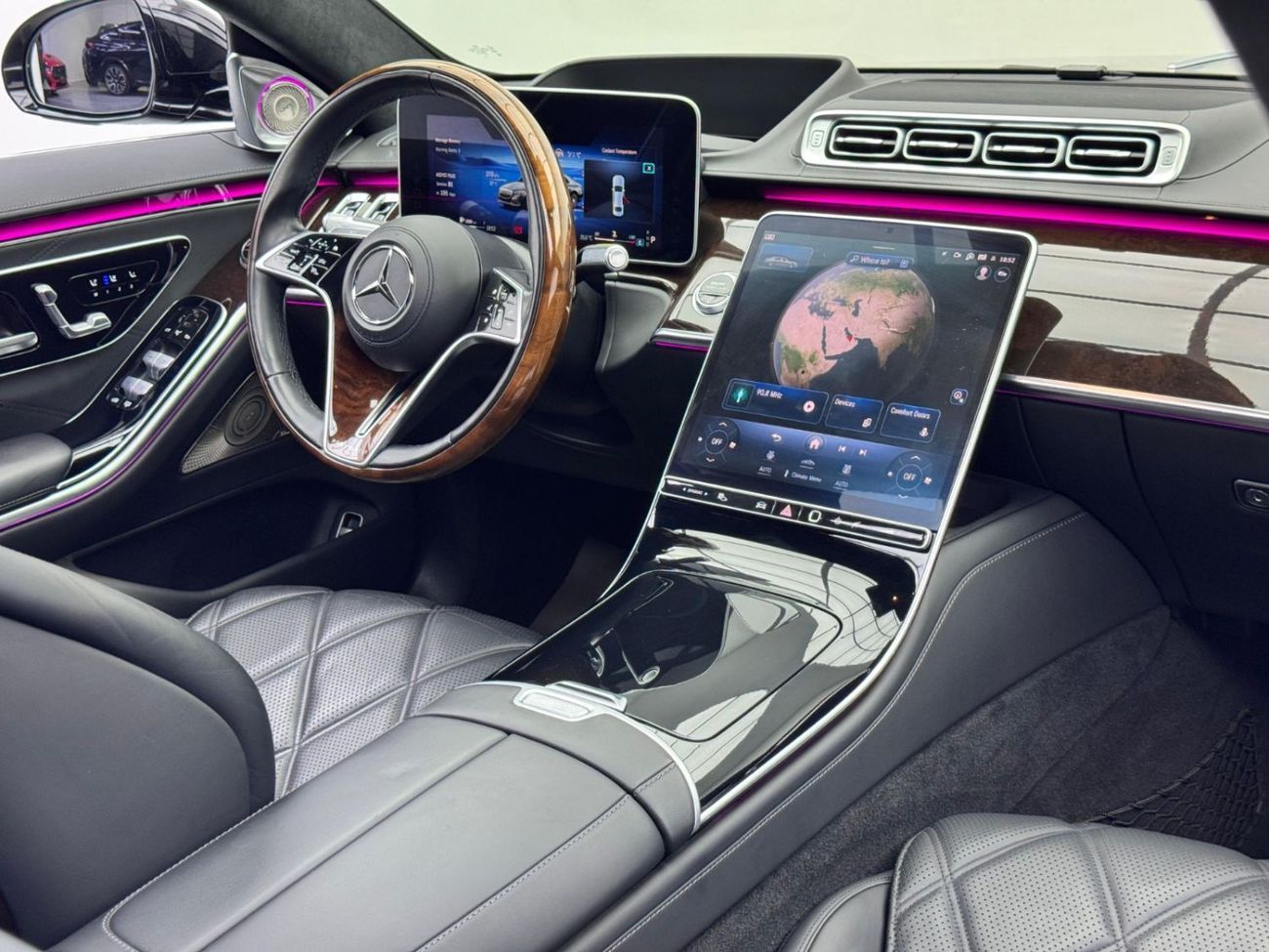 مرسيدس بنز S 680 2022 Mercedes-Maybach S680 4MATIC, 1 Year Warranty, Full Service History