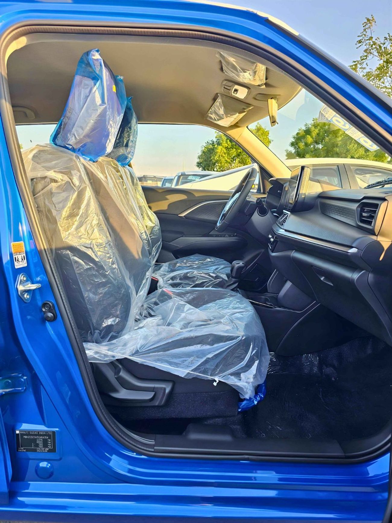 Suzuki Swift GLX / 1.2L PETROL V3 A/T/ PUSH START / REAR PARKING SENSOR / REAR CAMERA (CODE # SGLX)