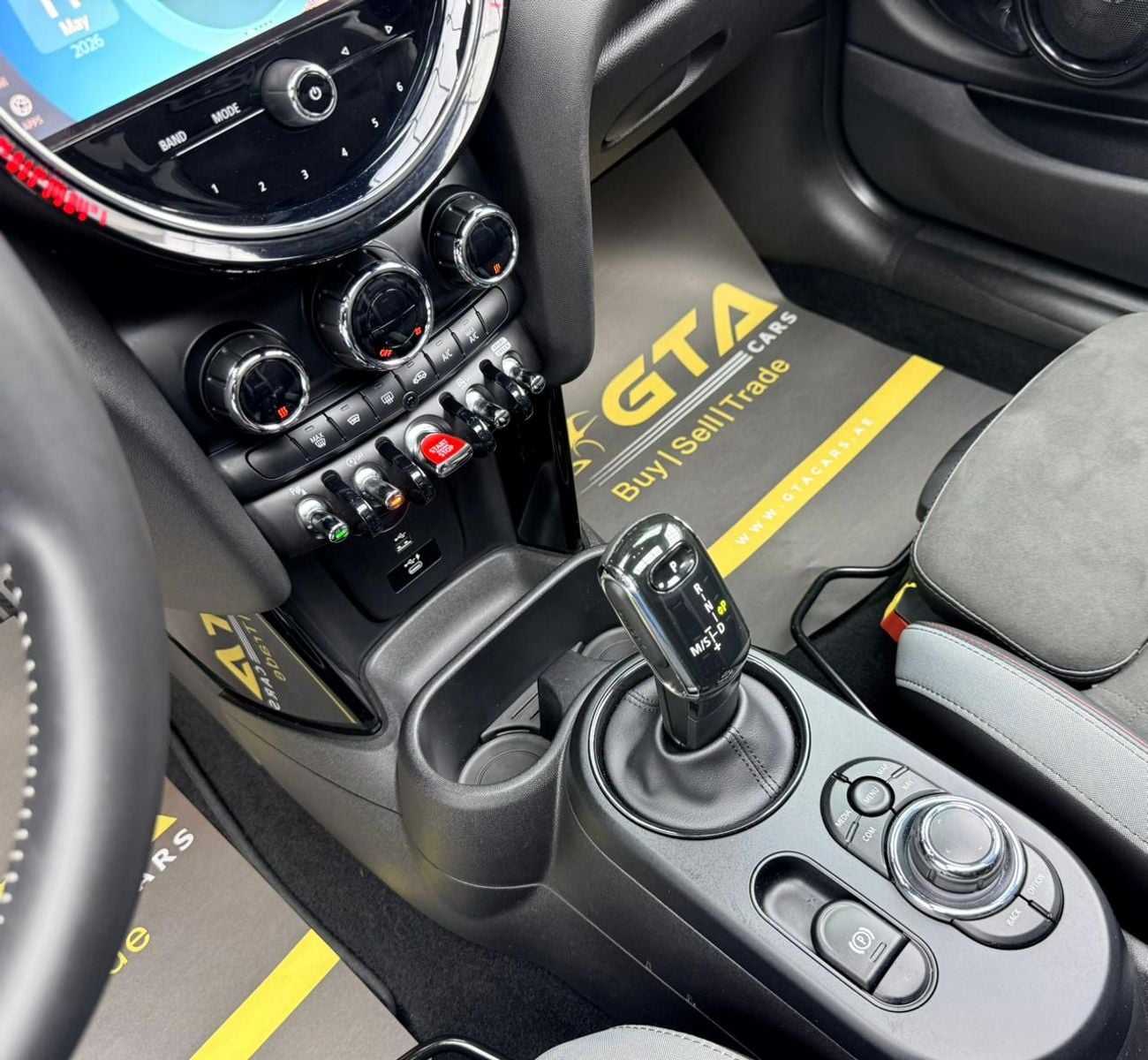 Mini John Cooper Works 2022 Mini Cooper JCW, 2027 MINI Warranty + Service Pack, Full MINI Service History, GCC