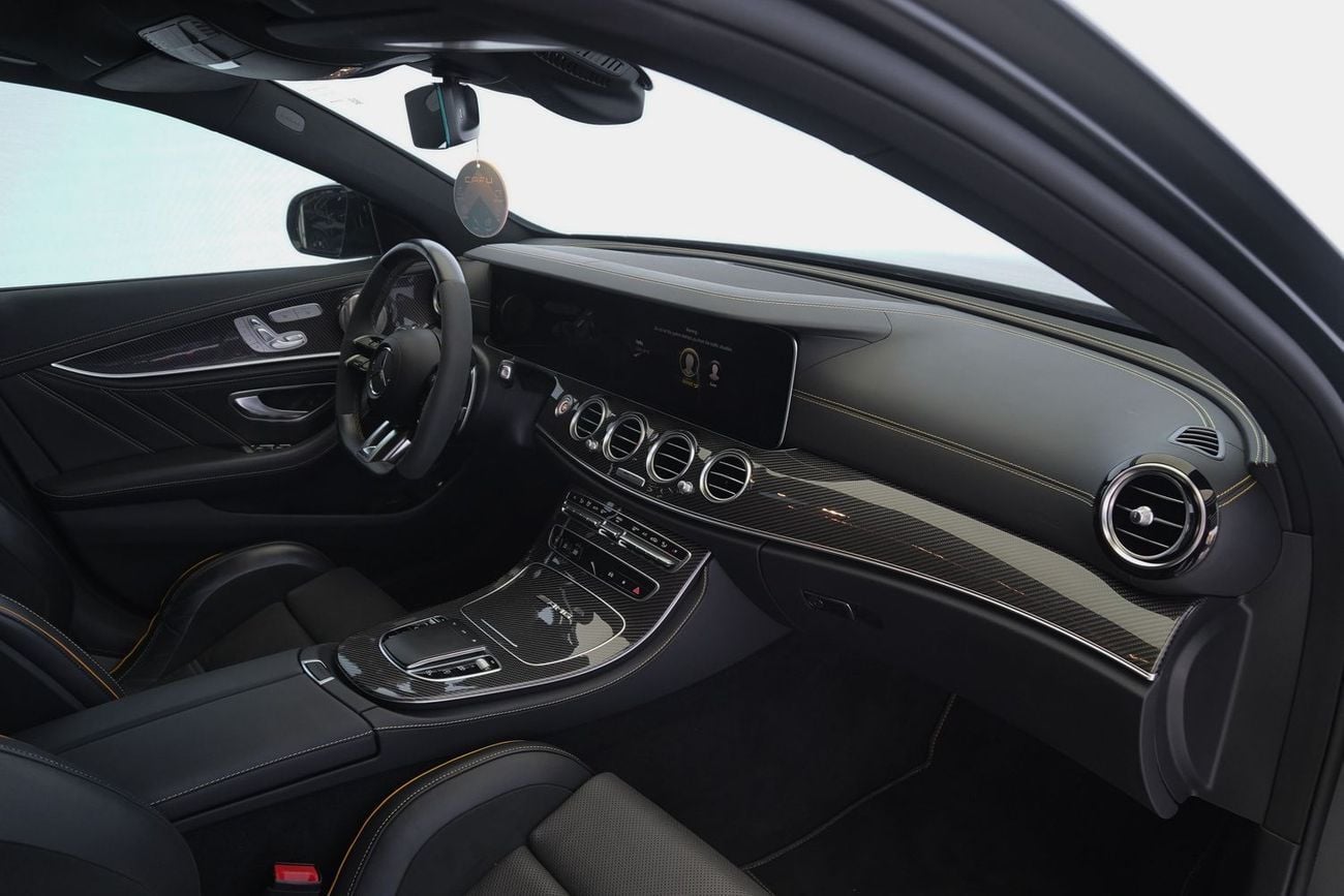 مرسيدس بنز E 63S  1 OF 999