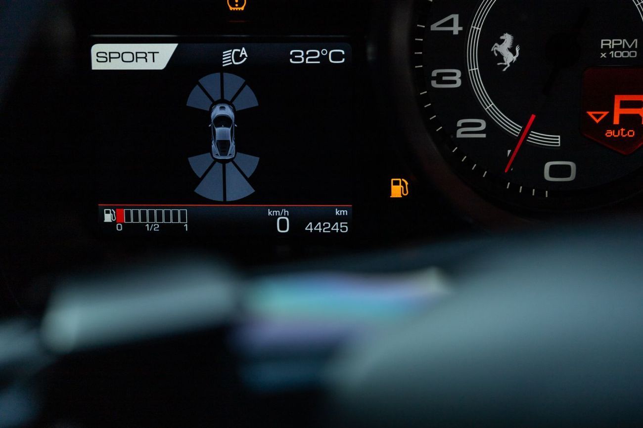 فيراري F8 تريبوتو 3.9T V8