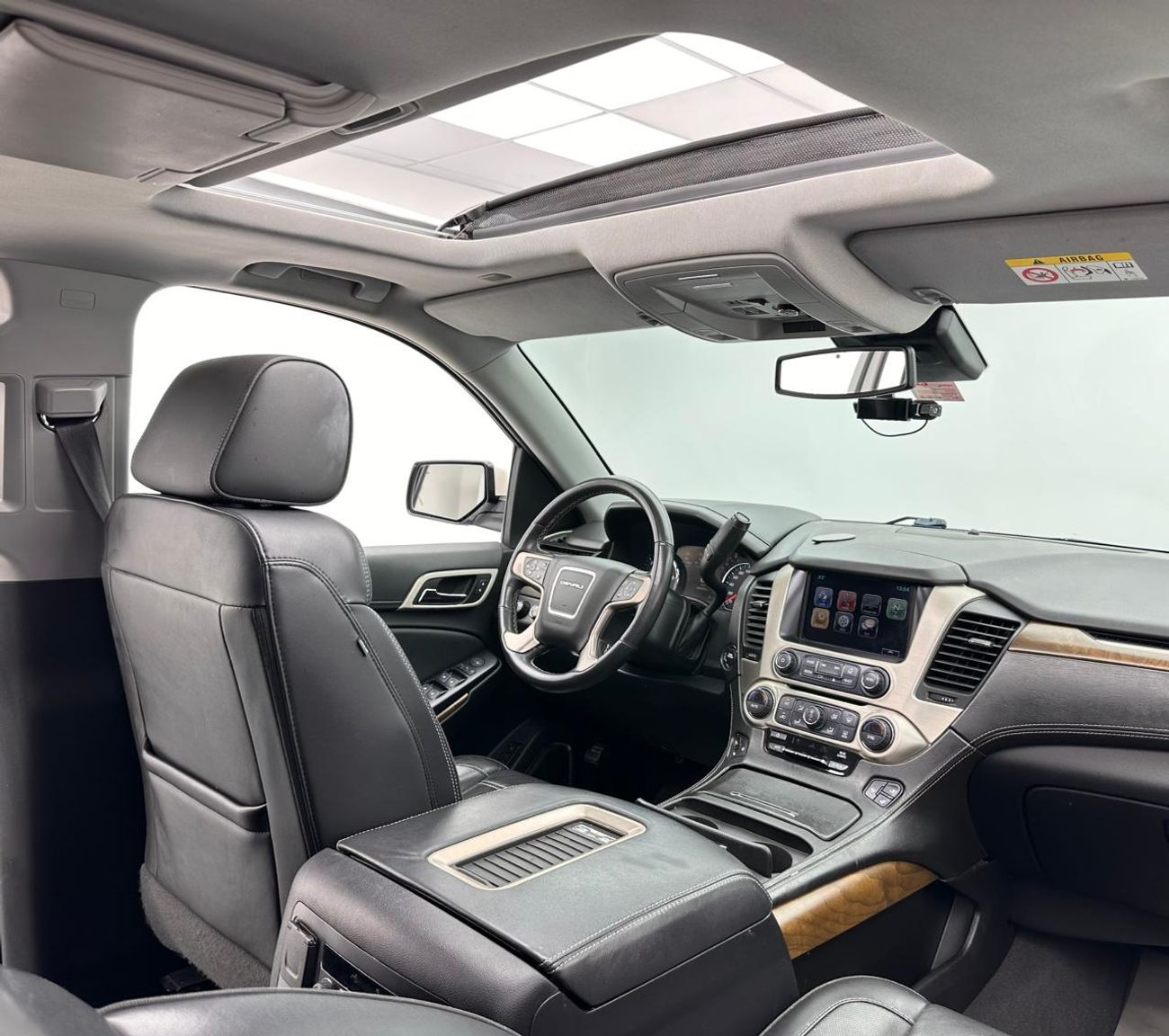 جي أم سي يوكون 2020 GMC Yukon Denali, 1 Year Warranty Unlimited Km, 07/2026 GMC Service Contract, GMC FSH, GCC