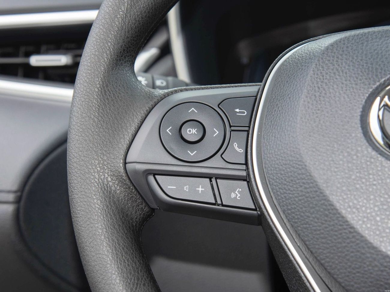 Toyota Frontlander TOYOTA FRONTLANDER 2.0L LUXURY BLACK ROOF POWER TAILGATE MODEL 2025