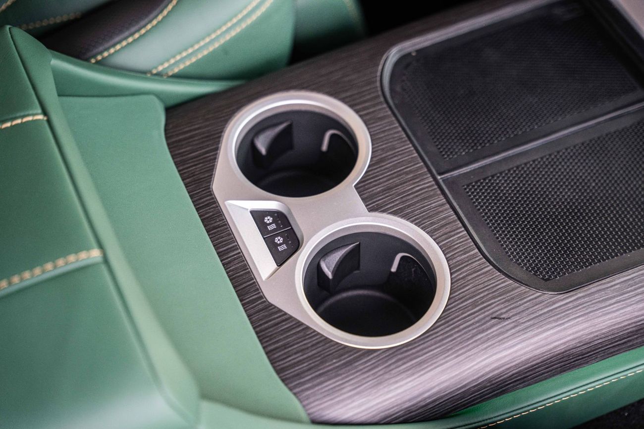 Toyota Land Cruiser 3.3L DIESEL VXR FULL OPTION WITH MBS AUTOBIPGRAPHY VIP SEAT AND ROOF STAR LIGHT