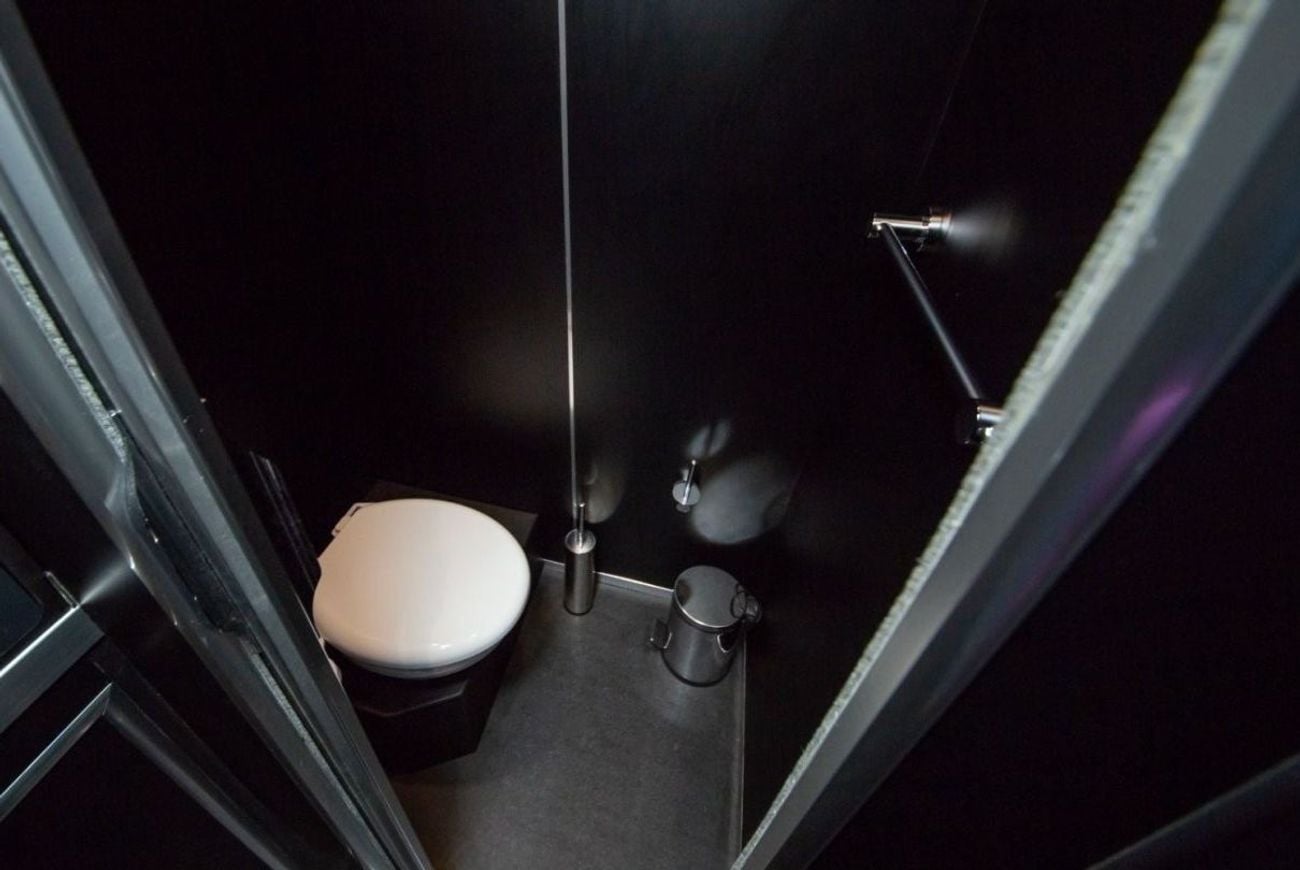 مرسيدس بنز سبرينتر ERTEX LUXURY CAR DESIGN CO. 30TH YEAR SPRINTER PRIVATE JET