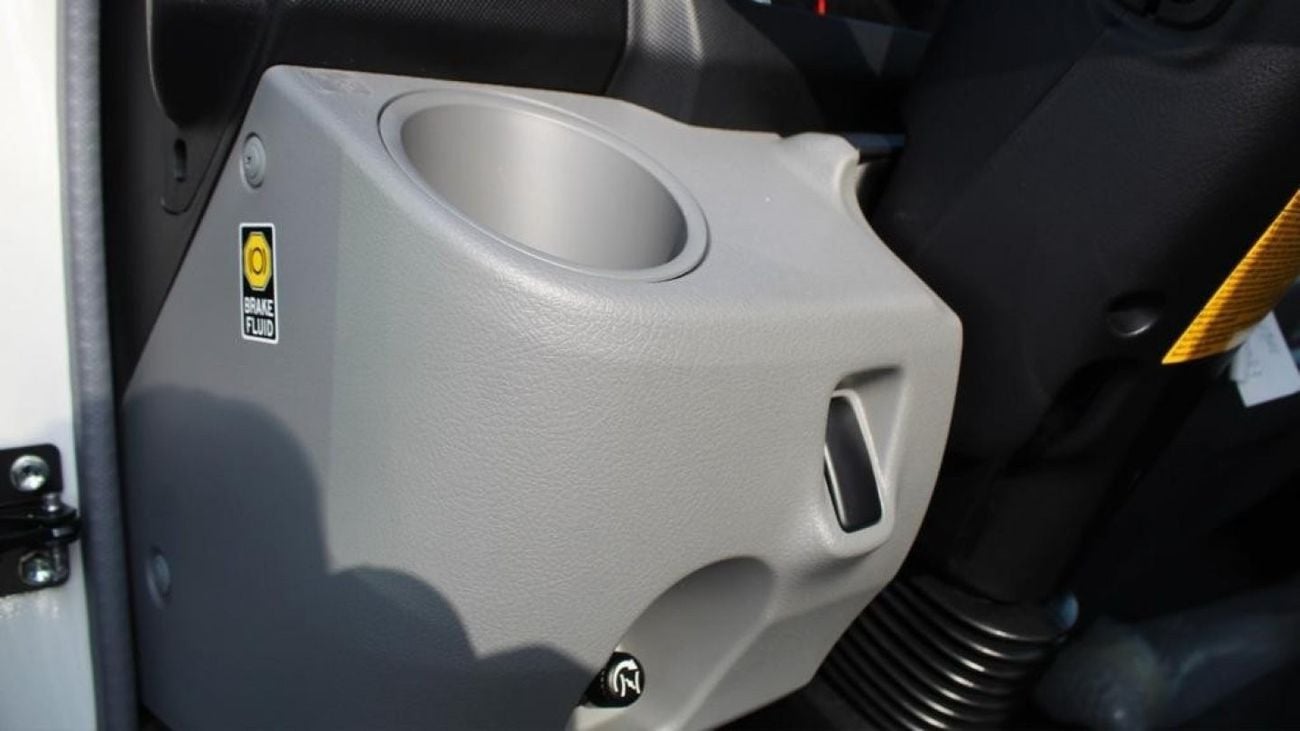 Hino 300 HINO 300 XZU 710L 6.5 TON 300S WIDE CAB 4X2 ( export only )