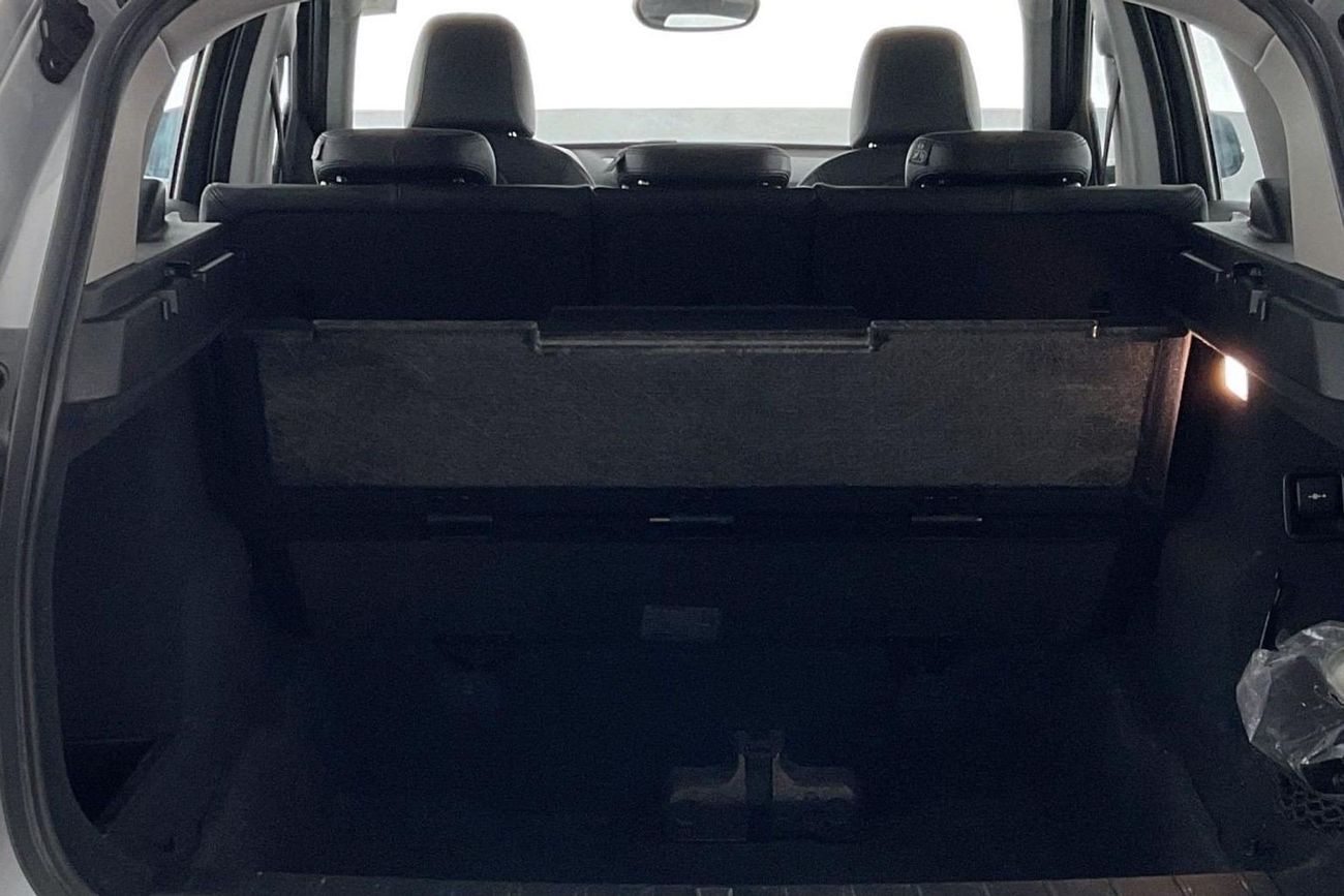 BMW X1 sDrive 20i Exclusive | National Day Celebration | Guaranteed Warranty | 0 Down Payment