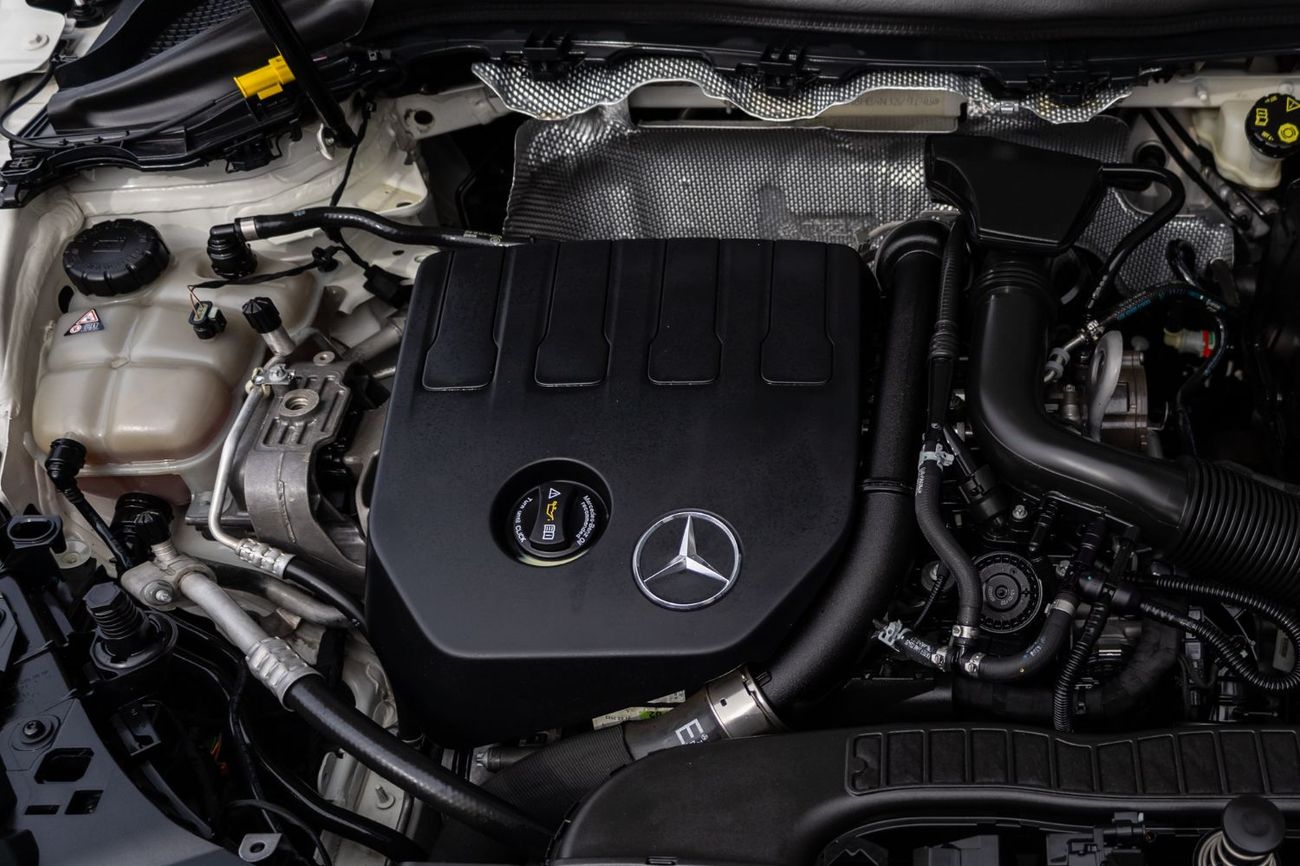 مرسيدس بنز GLA 200 Premium 1.4L