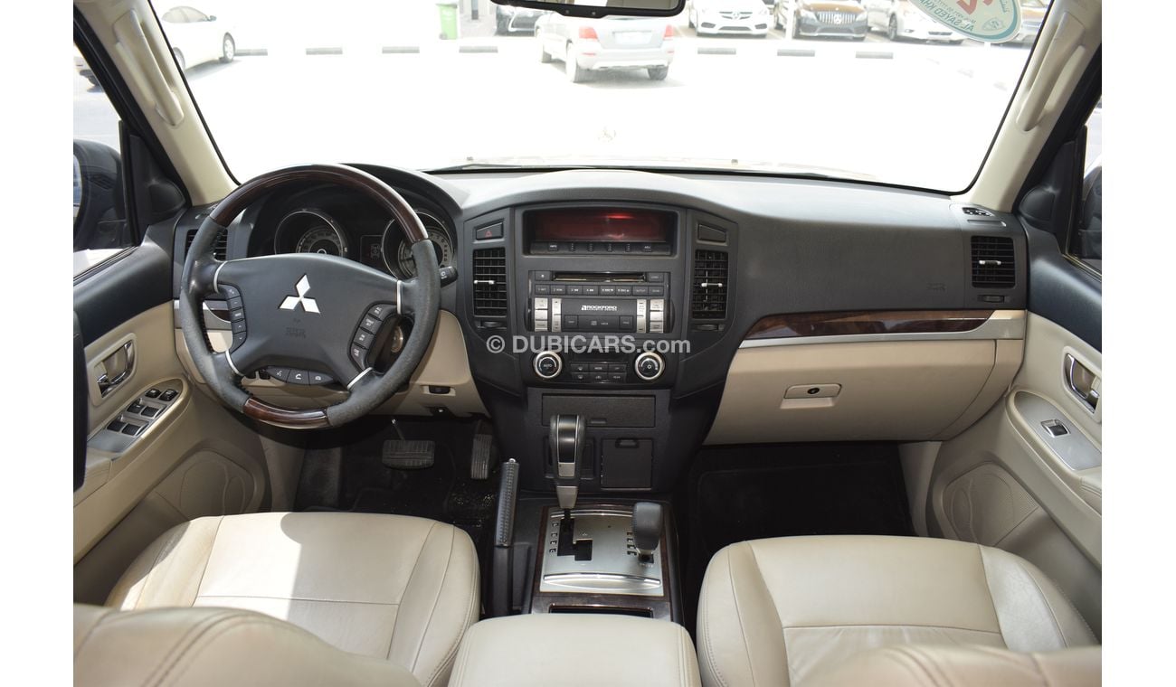Mitsubishi Pajero 2010 CC No Accident A Perfect Condition