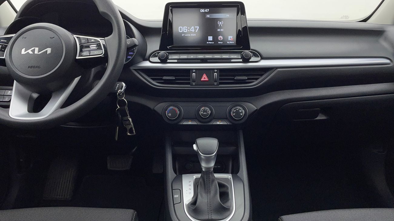 كيا سيراتو LX 1.6 | بدون دفعة مقدمة | اختبار قيادة مجاني للمنزل