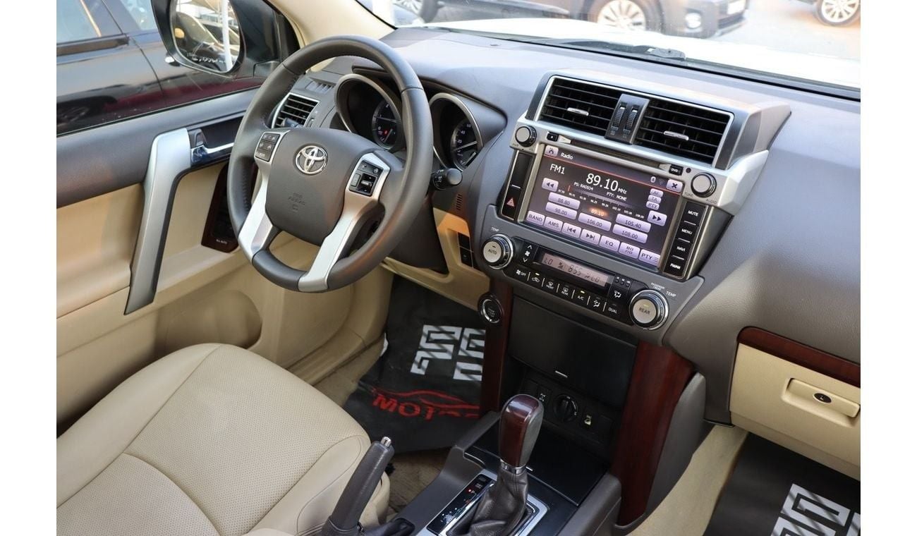 Toyota Prado VXR 4.0L 4WD Toyota Prado VX.R / 2017 / GCC / Free Accident / V6