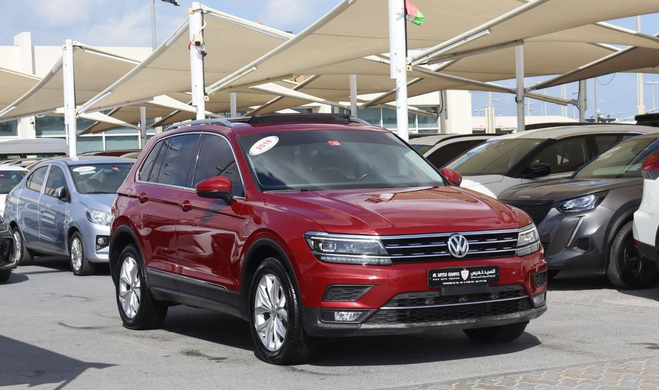 Volkswagen Tiguan R-Line 2.0L Volkswagen Tiguan 2018- GCC - Accident-free - 2.0L  - Full options - All-wheel drive - E