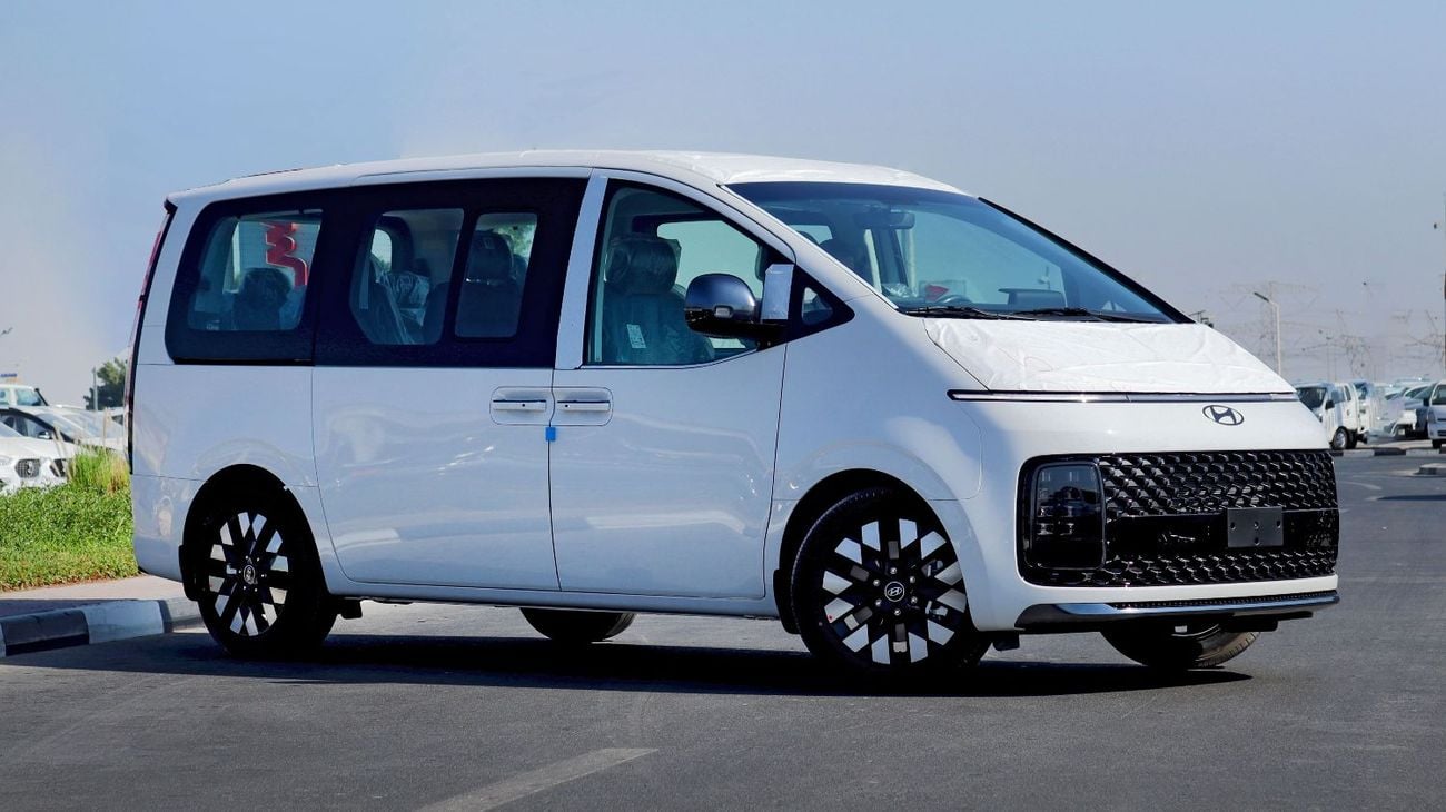 Hyundai Staria 3.5L | 7 Seater VIP luxury configuration | Boss Sounds | 360 Camera | Remote Engine Start