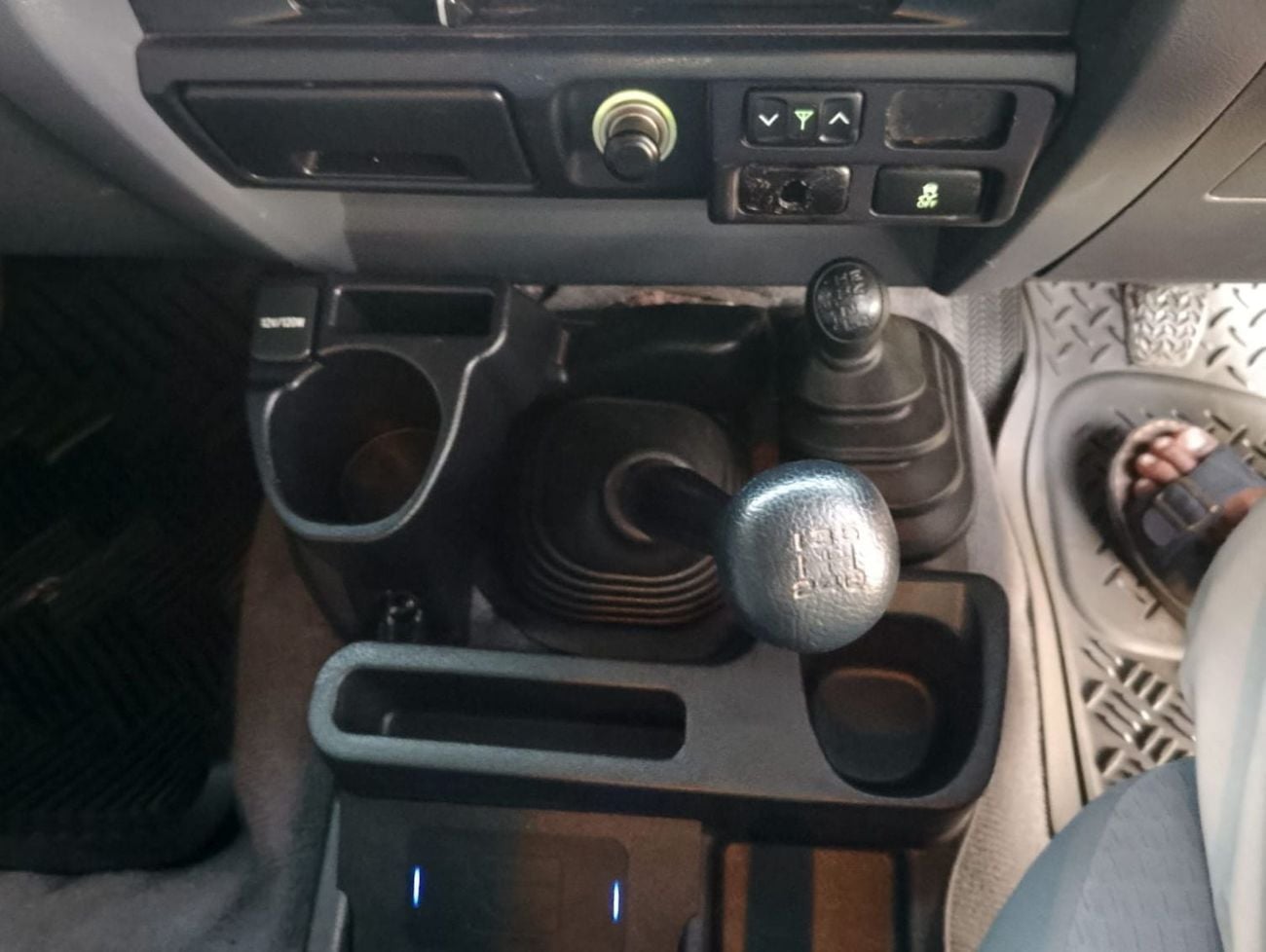 Toyota Land Cruiser Pick Up