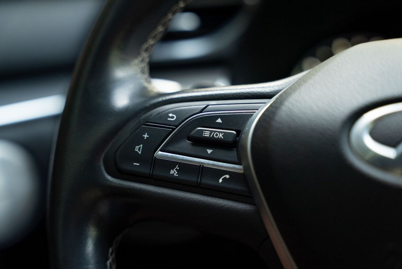 إنفينيتي QX55 Sensory Fully Loaded 2022 GCC Agency Warranty Full service History