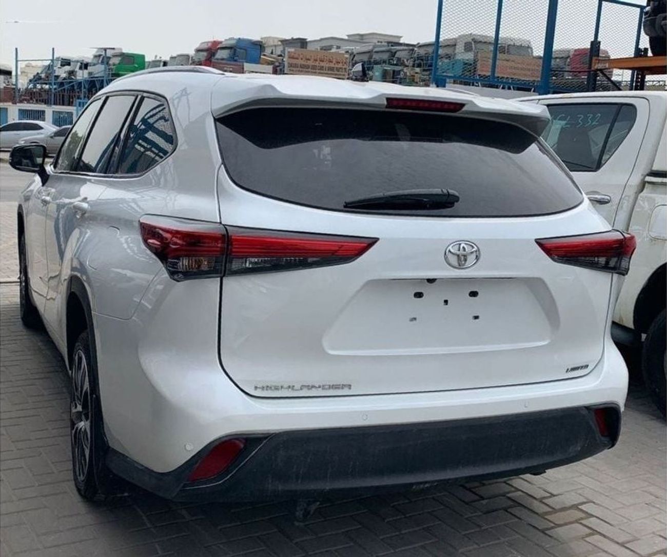 Toyota Highlander Petrol 3.5 Liter Right Hand Drive Automatic TV With Back Camera