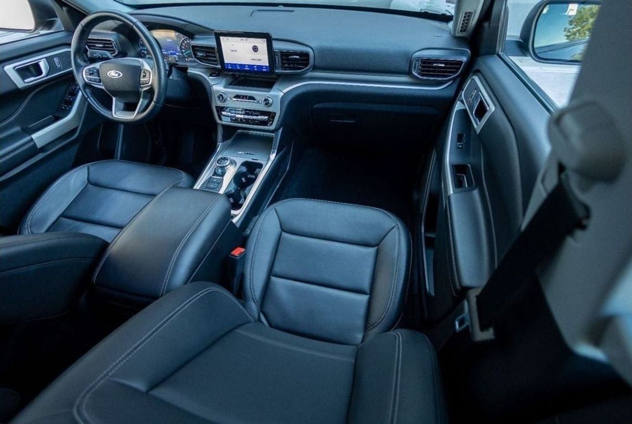 فورد إكسبلورر XLT 202A 2.3L 4WD Ford Explorer XLT (7 SEATER) 2022 GCC under Agency Warranty and Service Contract w