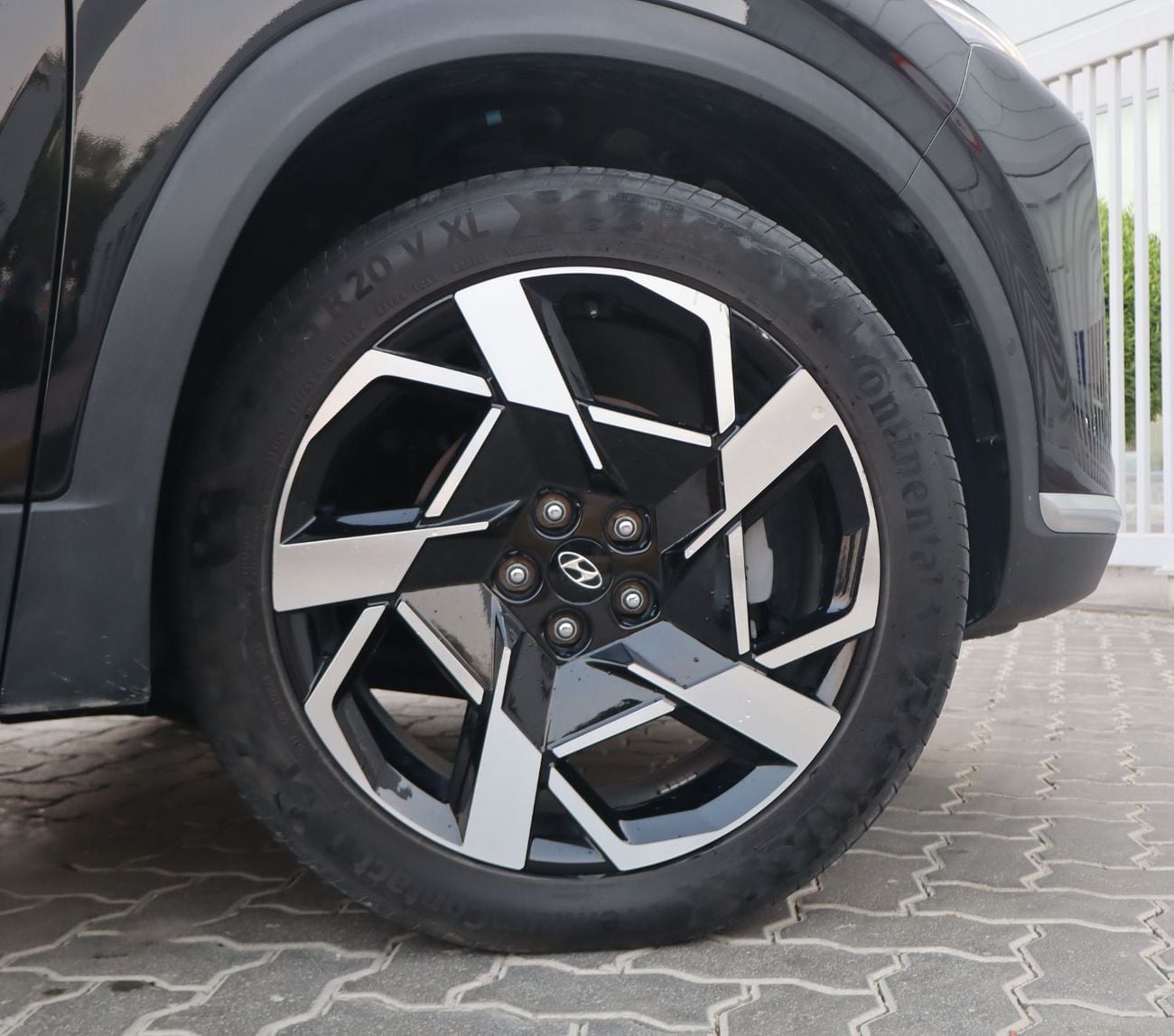هيونداي سانتا في GLS HTRAC MID