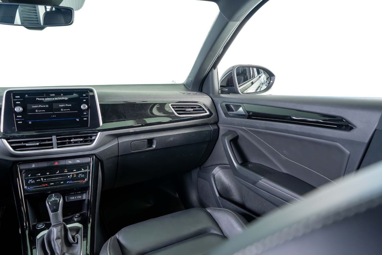 Volkswagen T ROC R-line 1.4L GCC-Al Nabooda Warranty Until 12/2027 Service Contract Until 12/2028