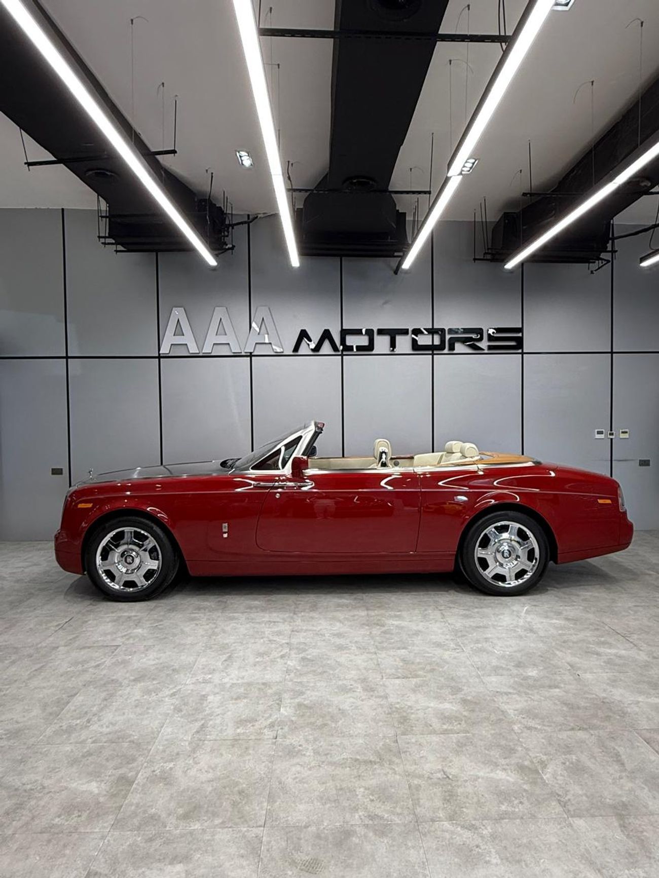 Rolls-Royce Phantom Drophead Coupé | GCC Specs | Iconic Luxury Convertible