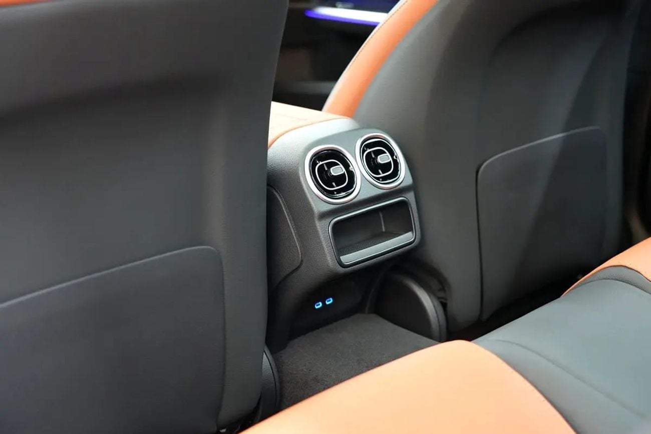 مرسيدس بنز C 200 C 200 | GCC 0km | Agency Warranrty | AMG Package