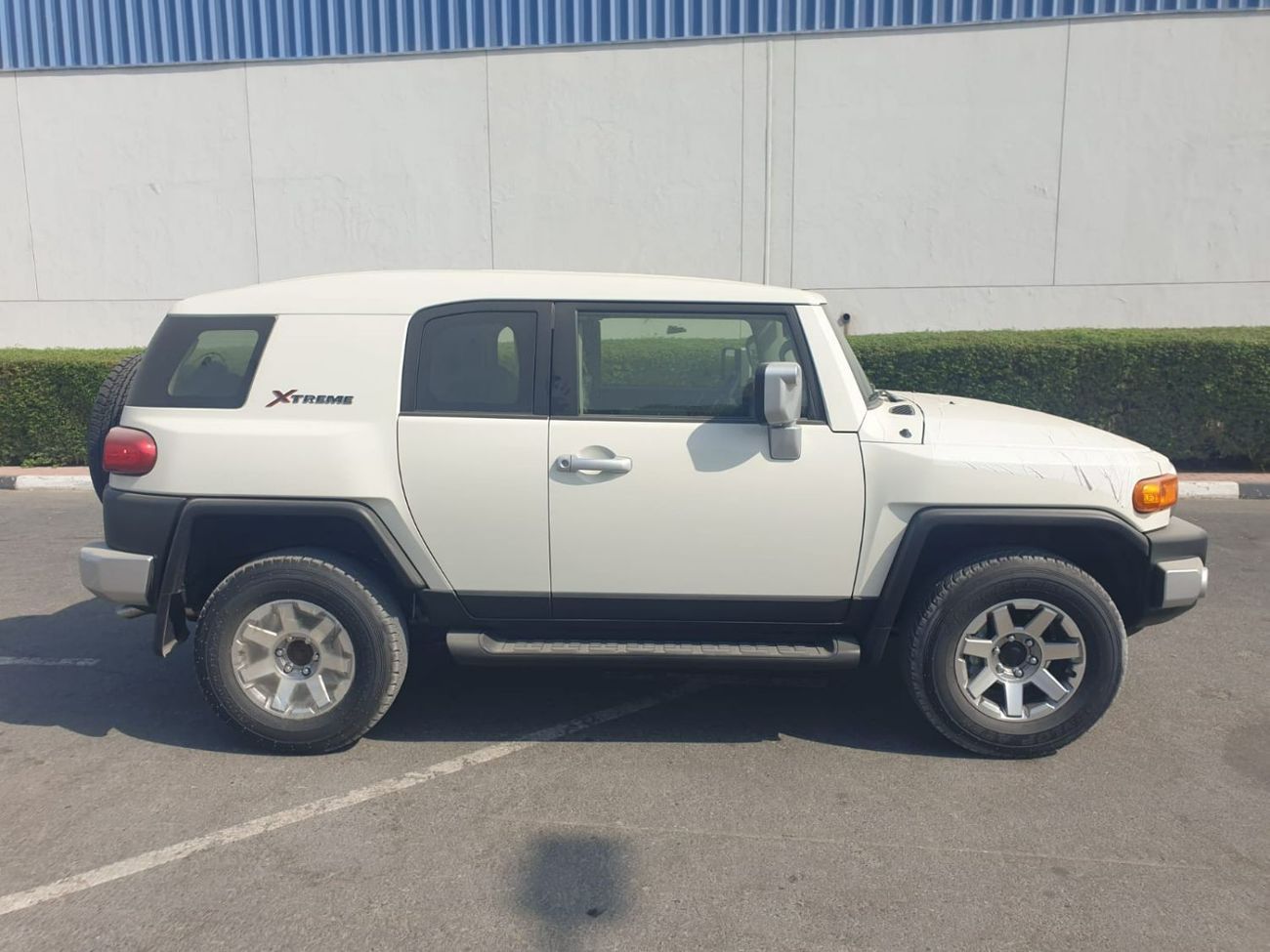 Toyota FJ Cruiser 4.0L PETROL XTREME AUTOMATIC TRANSMISSION