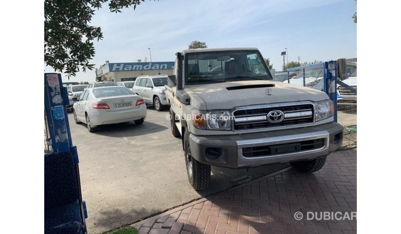 Toyota Land Cruiser Pick Up Single Cab V8 Diesel 4x4 Manual