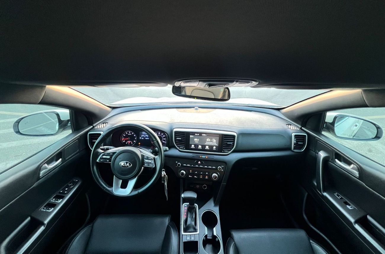 Kia Sportage 2021  Kia  Sportage Mioption-Rear Camara -2.4L-V4- Leather Seat -  2 Key -
