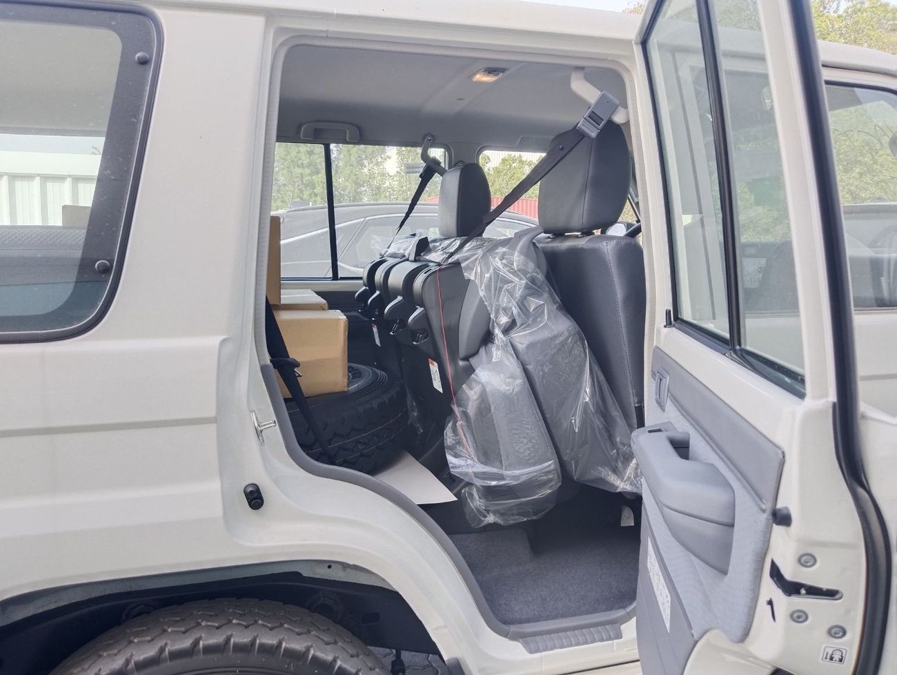 Toyota Land Cruiser NEW TOYOTA LAND CRUISER LC 76 LX 4.2L V6 DIESEL 4WD MODEL 2025