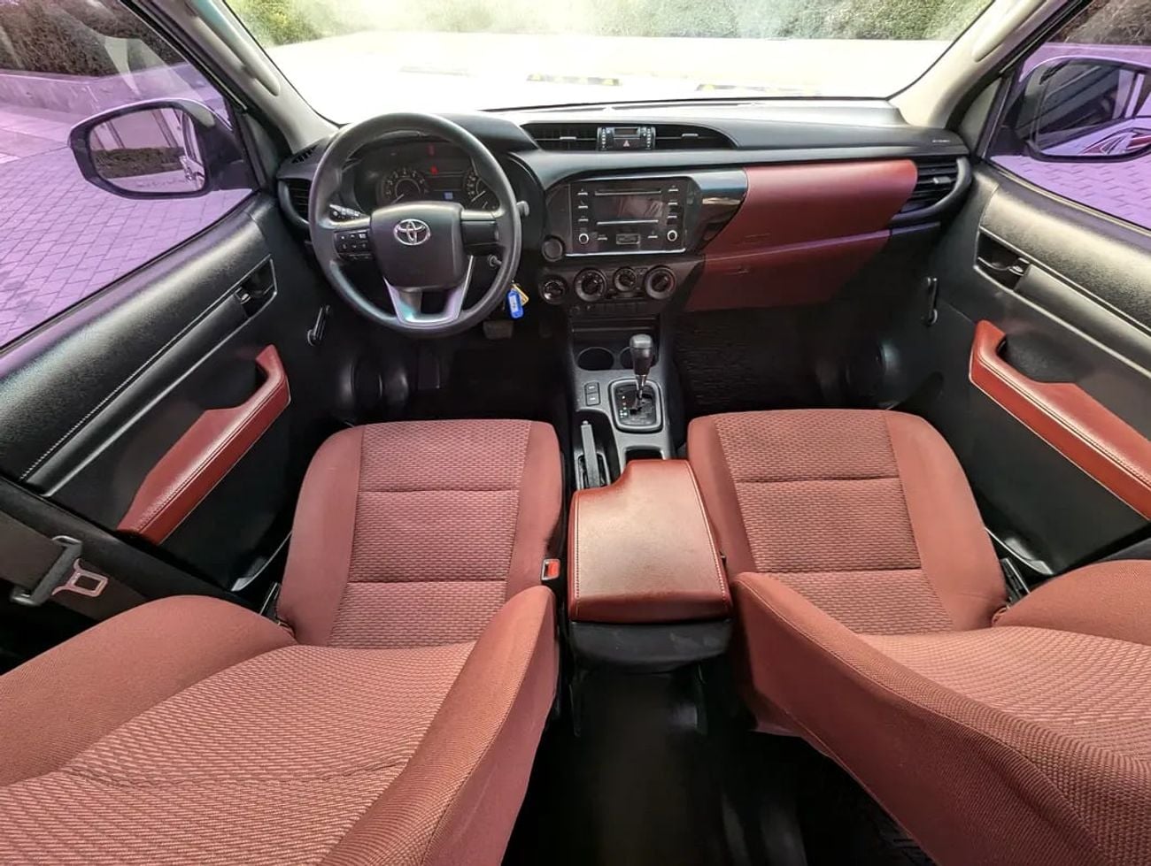 Toyota Hilux GL 2.7 L 4X4 Automatic - Original paint - GCC Specs Dual Cab Pickup