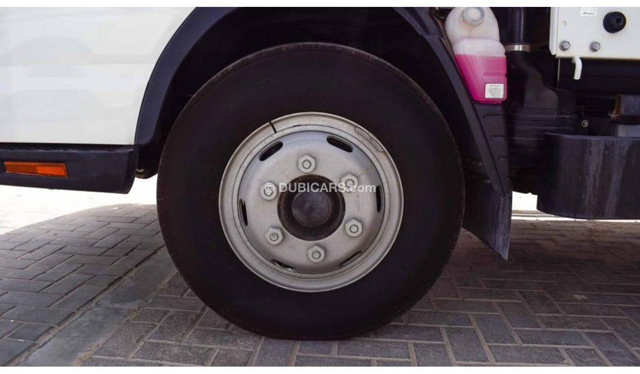 ميتسوبيشي فوسو كانتير Mitsubishi Canter Fuso