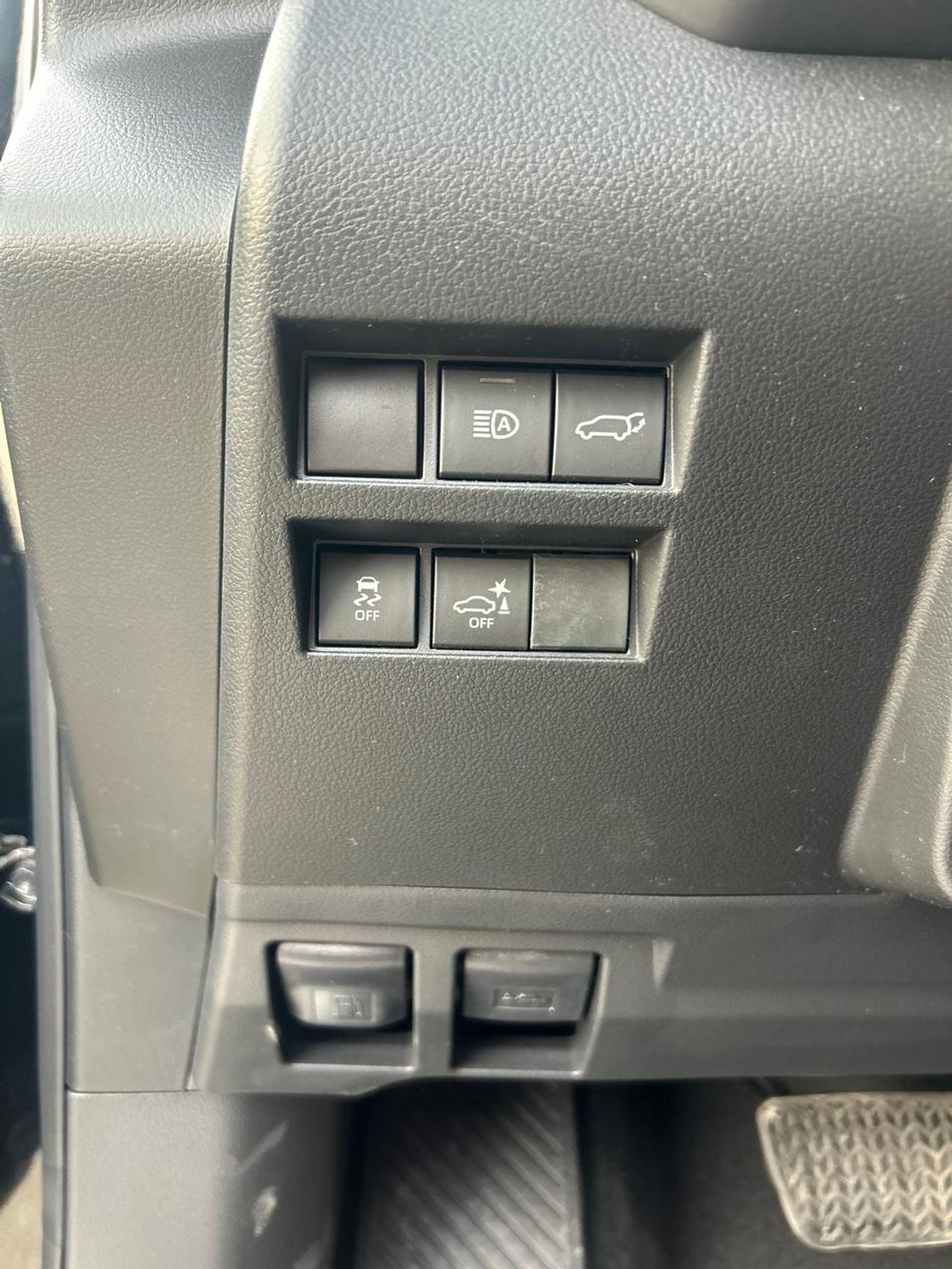 Toyota Land Cruiser VXR 3.5L