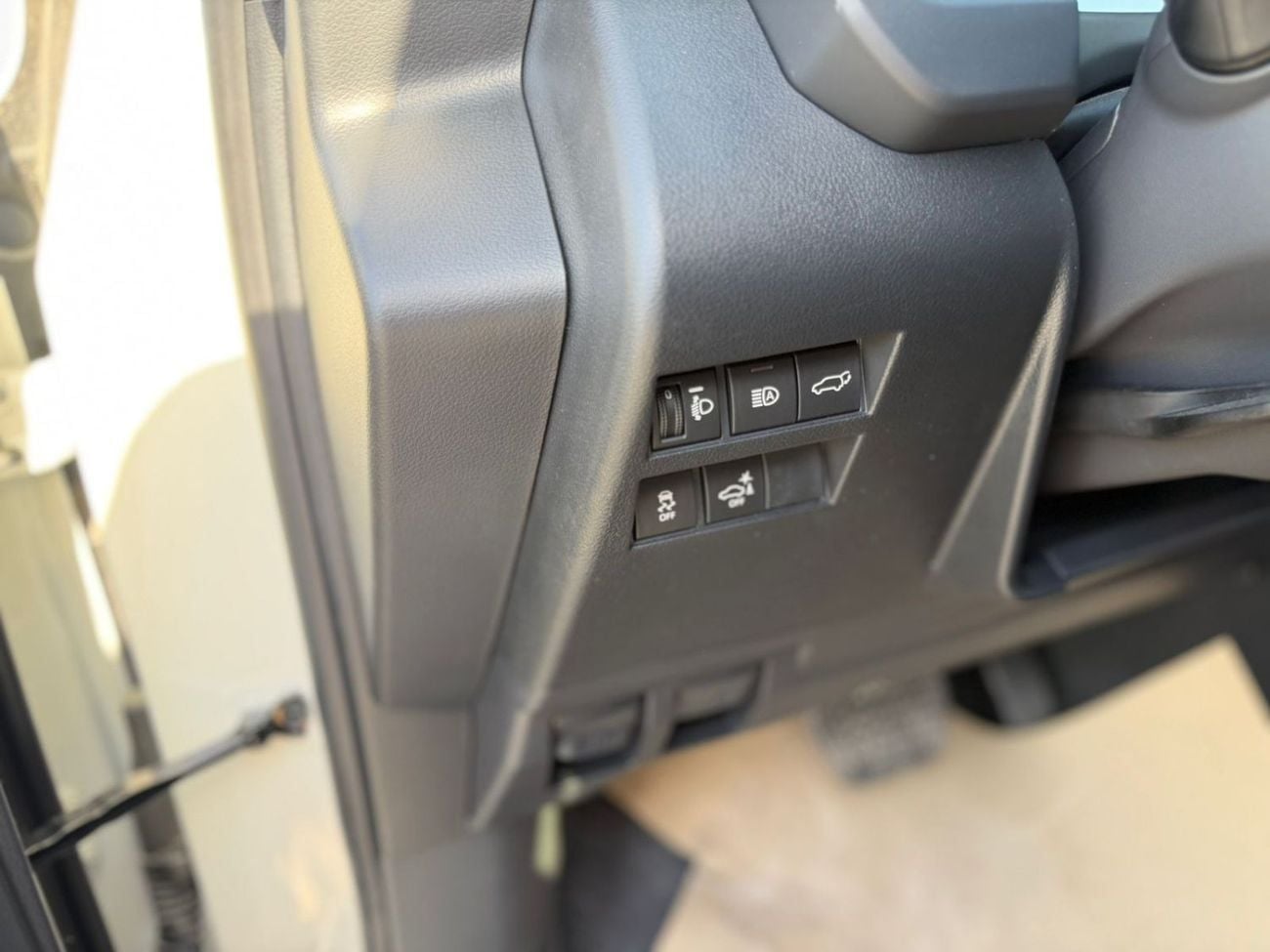 تويوتا لاند كروزر GXR Toyota Land Cruiser 4.0 Full option GCC 2026
